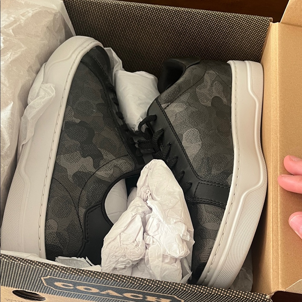 Coach Men’s Black & Gray Camo Low-Top Sneakers